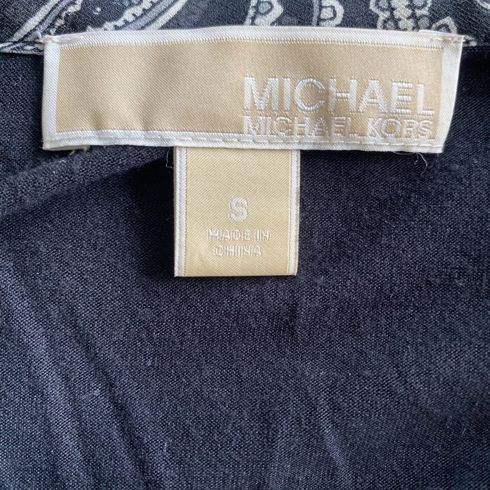 Michael Kors Black and White Graphic Long Sleeve Blouse - Picture 4 of 9